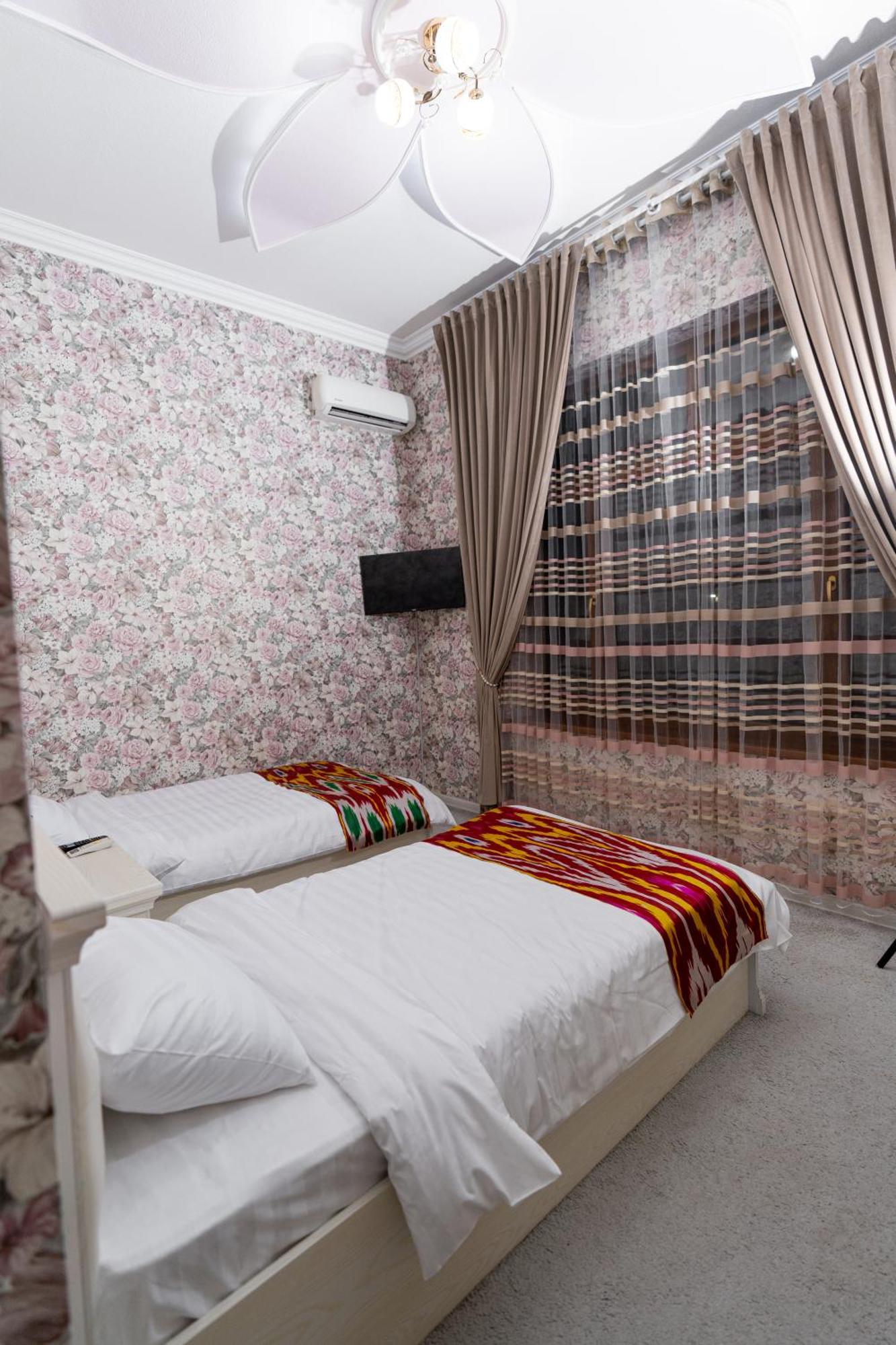 Crystal Guest House Samarkand Esterno foto